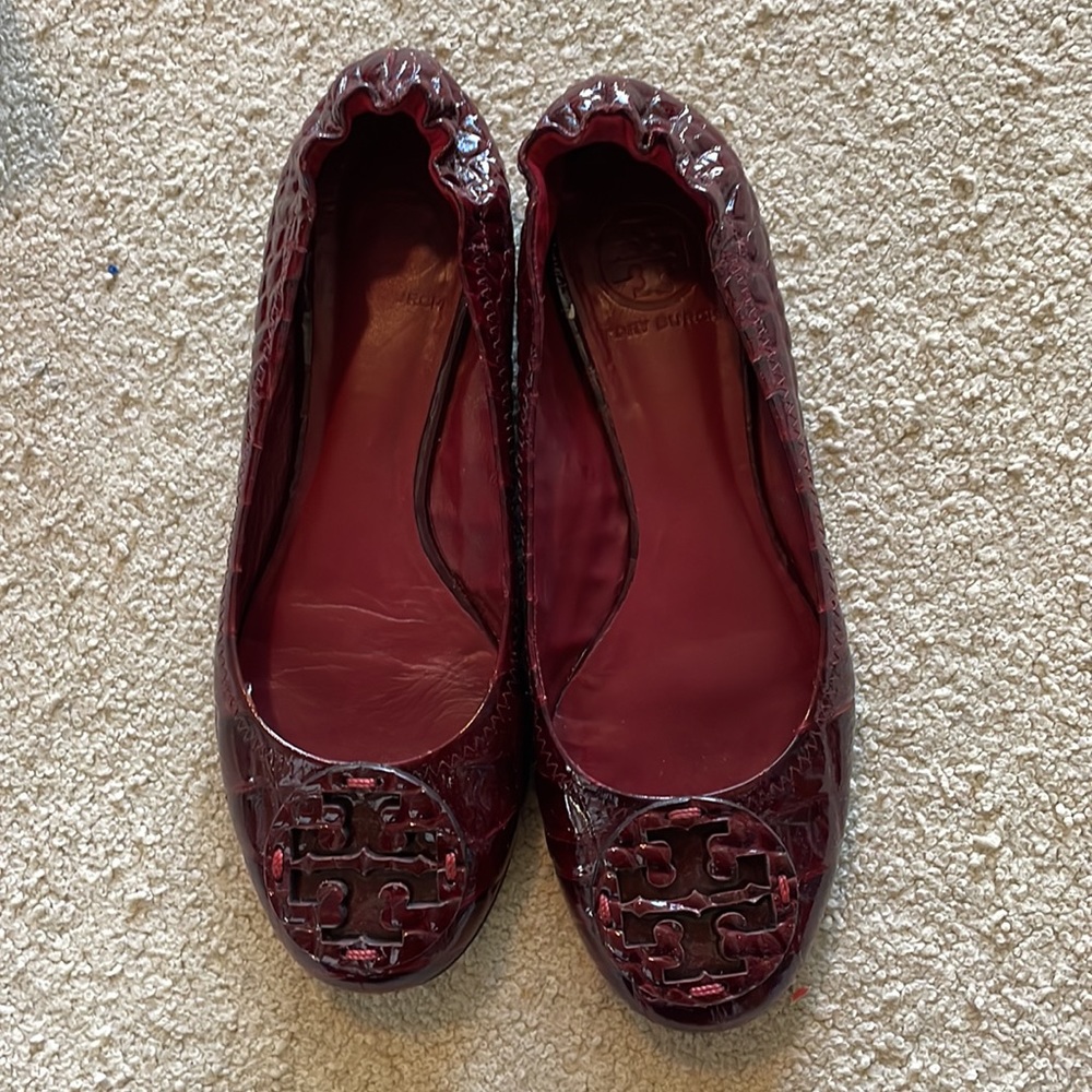 Tory Burch patent croc reva 7